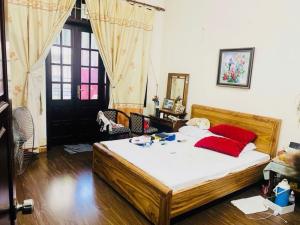 Nhà phố Tây Sơn – Ngõ thông kinh doanh – Ô tô qua – Nhà đẹp – 50m2 – 4 tầng – 15 tỷ