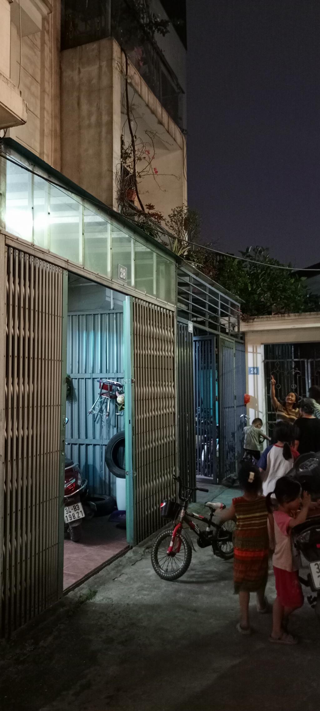 Bán nhà la phù nhà đẹp ở ngay 38m2. 4,5 tỉ