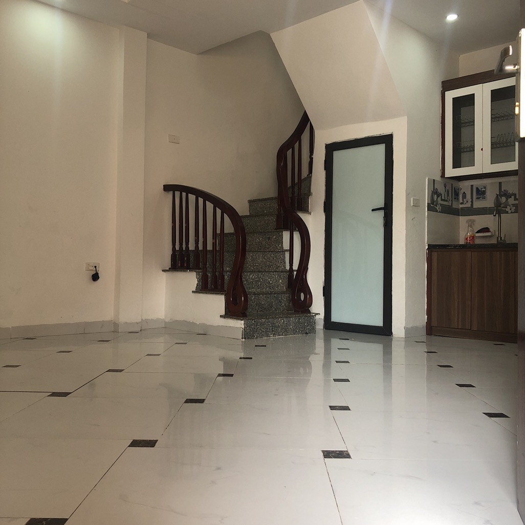 Bán nhà la phù nhà đẹp ở ngay 31m2. 3,88 tỉ