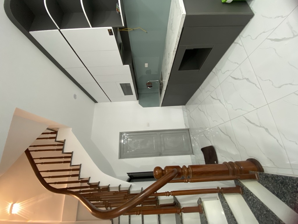 Bán nhà la phù nhà đẹp ở ngay 30m2. 4,45 tỉ
