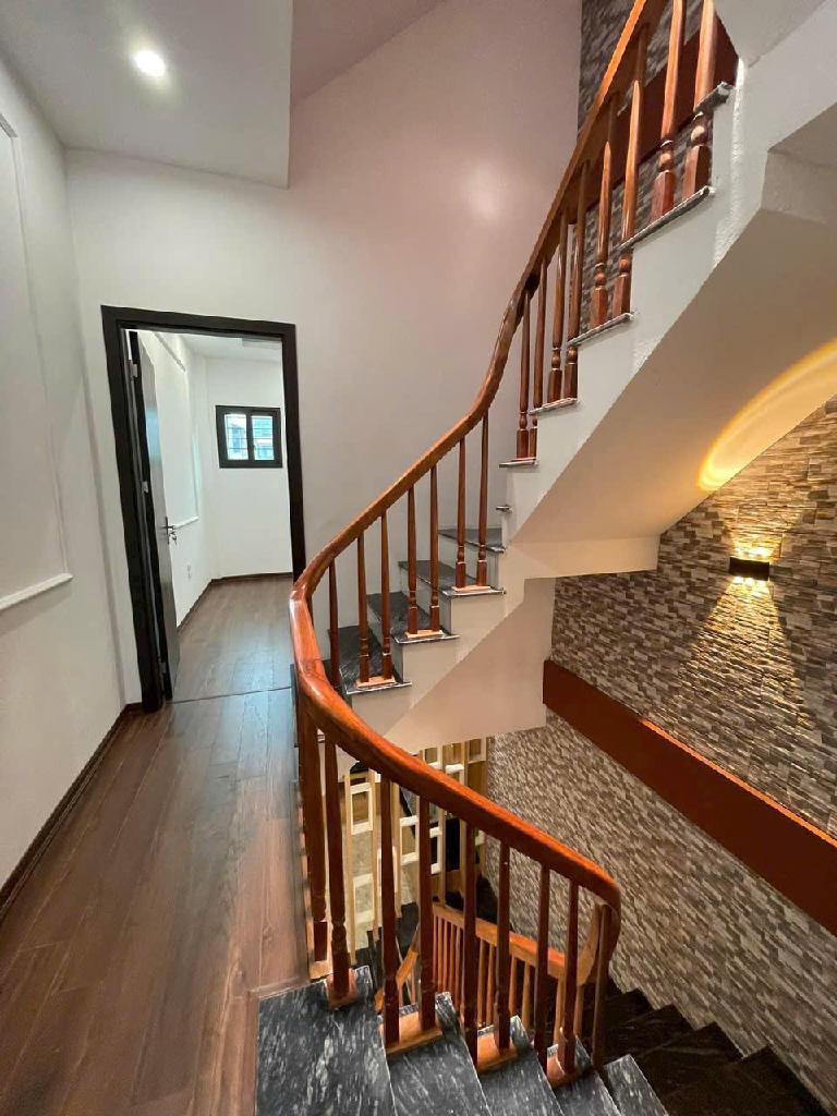 Bán nhà tây mỗ nhà đẹp ở ngay 45m2. 6,7 tỉ
