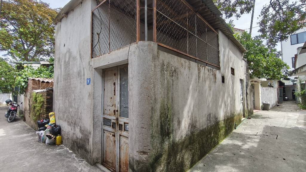 Bán đất tặng nhà đông la hoài đức 48m2. 5,5 tỉ