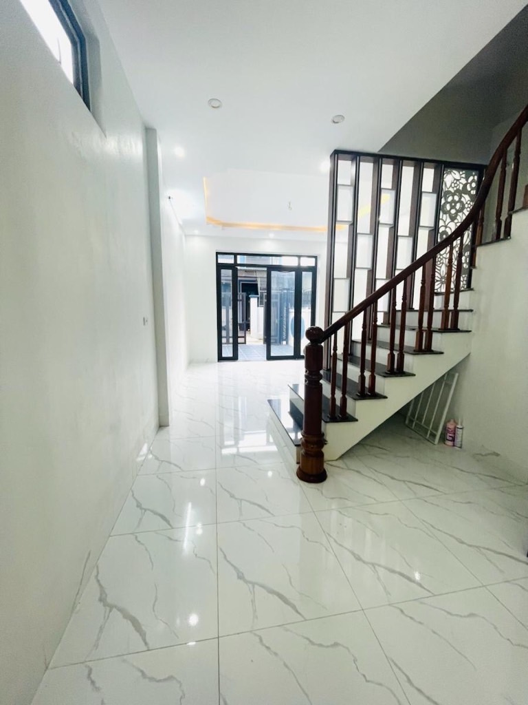Bán nhà đại thành nhà đẹp ở ngay 91 m2   5,5 tỉ