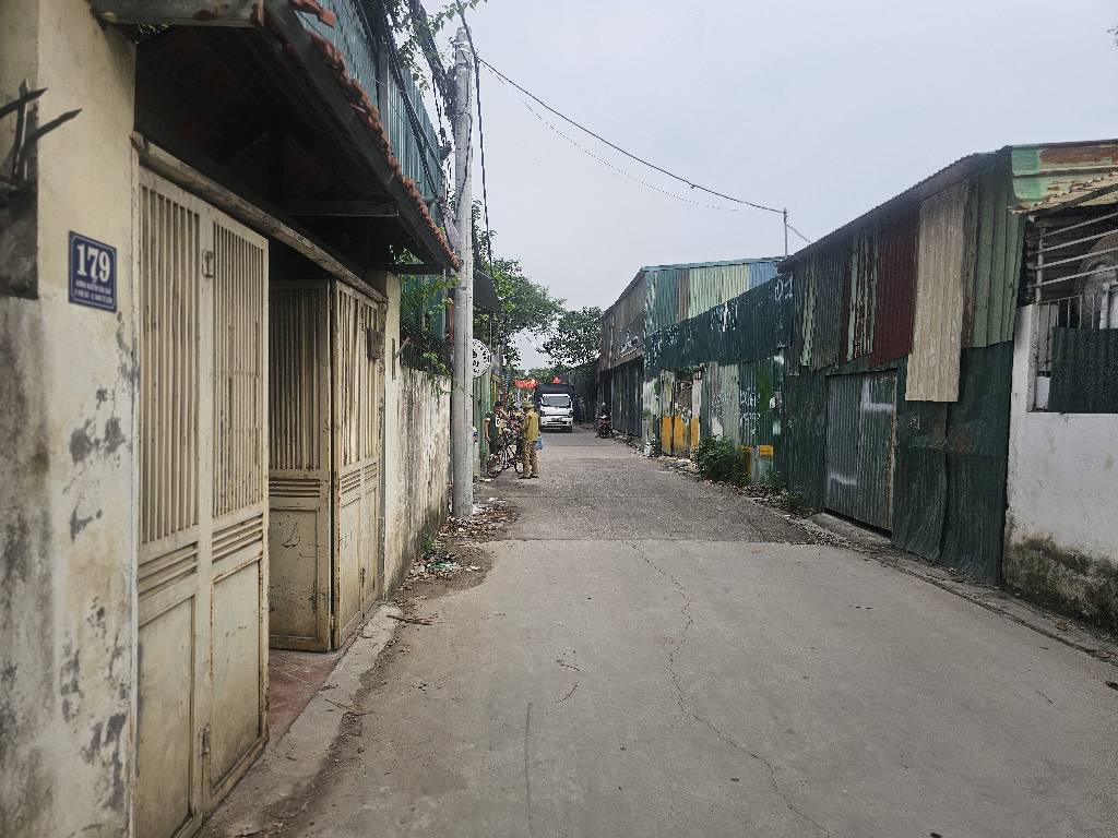 Bán đất tặng nhà phú đô nam từ liêm 56m2. 2,45 tỉ