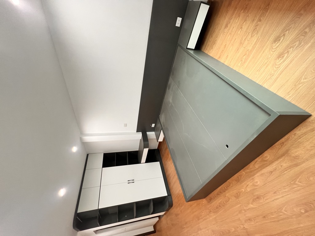 Bán nhà la phù nhà đẹp ở ngay 45m2. 6,98 tỉ