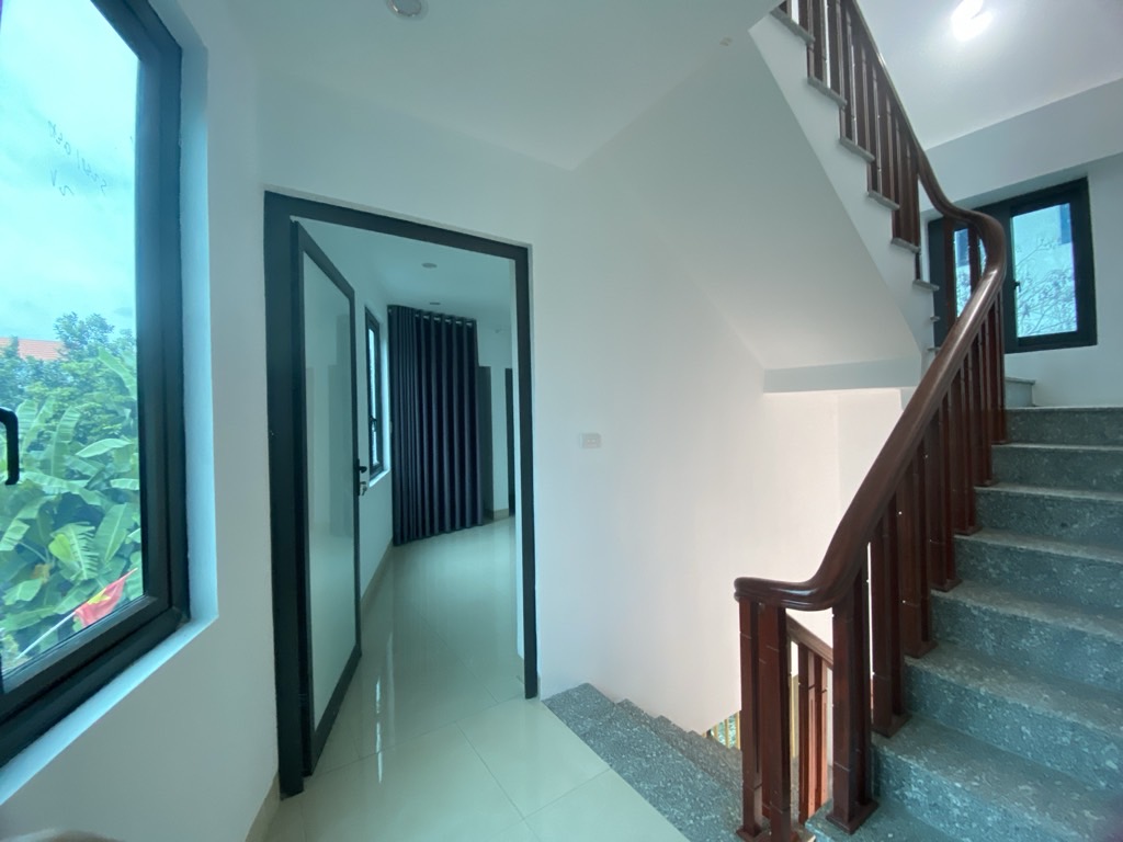 Bán nhà đông la nhà đẹp ở ngay 52m2. 2,95 tỉ