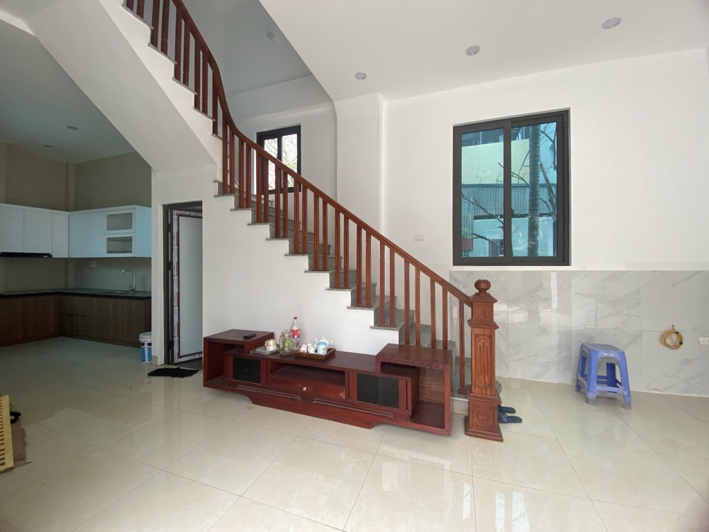 Bán nhà đông la nhà đẹp ở ngay 52m2. 2,95 tỉ