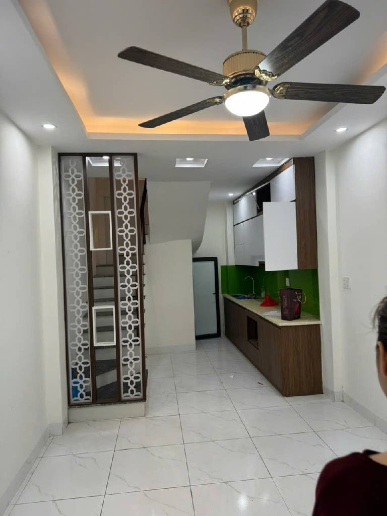 Bán nhà hữu hưng nam từ liêm 30m2. 6,4 tỉ