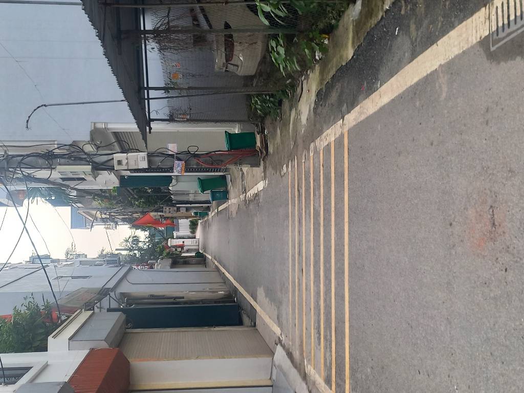 Bán nhà đông la hoài đức 30m2. 3,8 tỉ