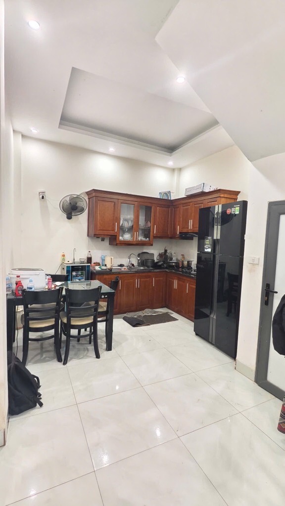 Bán nhà quán chảy đông la 36m2. 4,65 tỉ