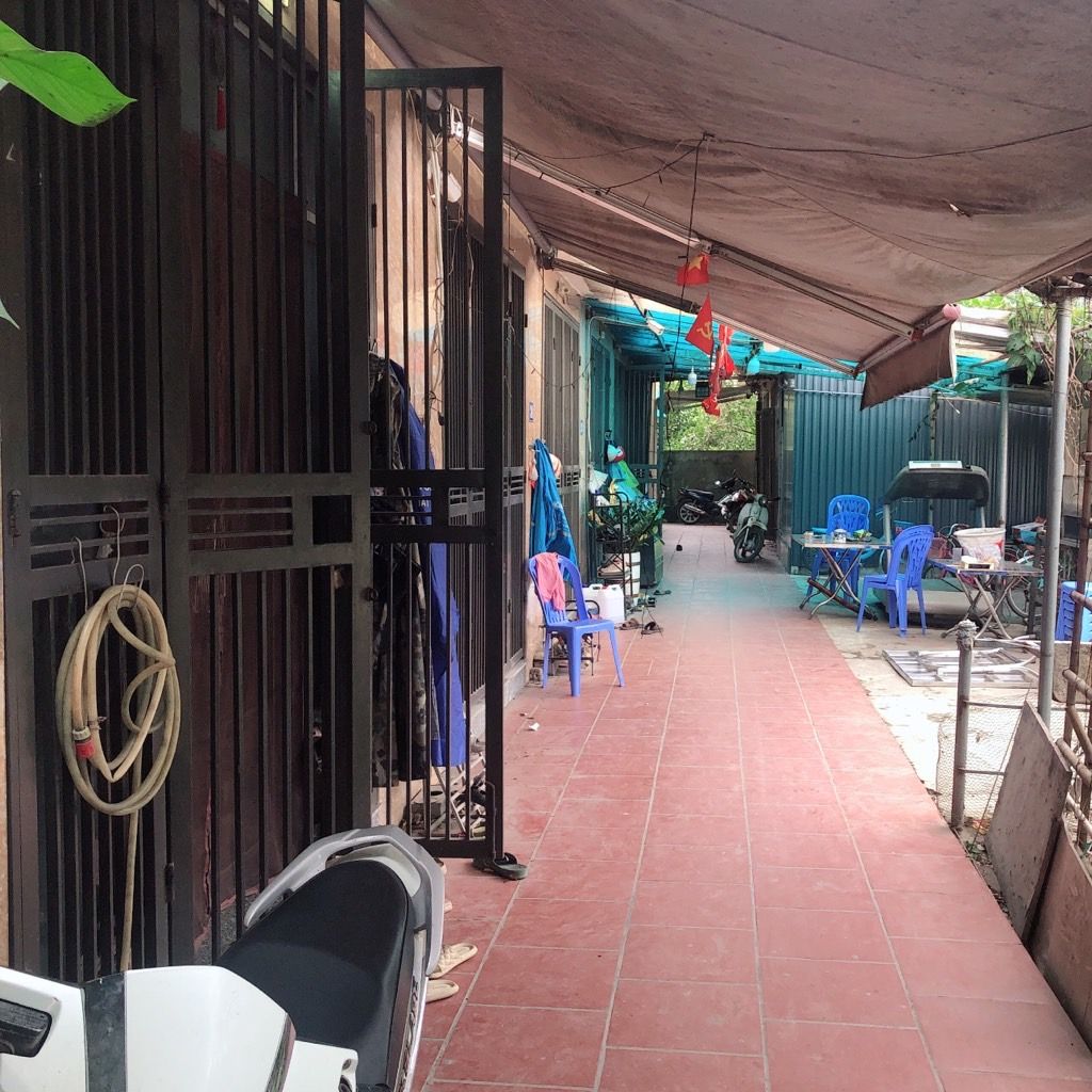 Bán nhà la phù, nhà đẹp ở ngay 31m2. 4,6 tỉ