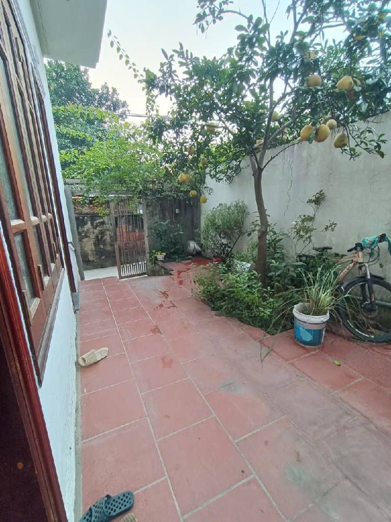 Bán đất tặng nhà la phù hoài đức 142m2.  11,8 tỉ