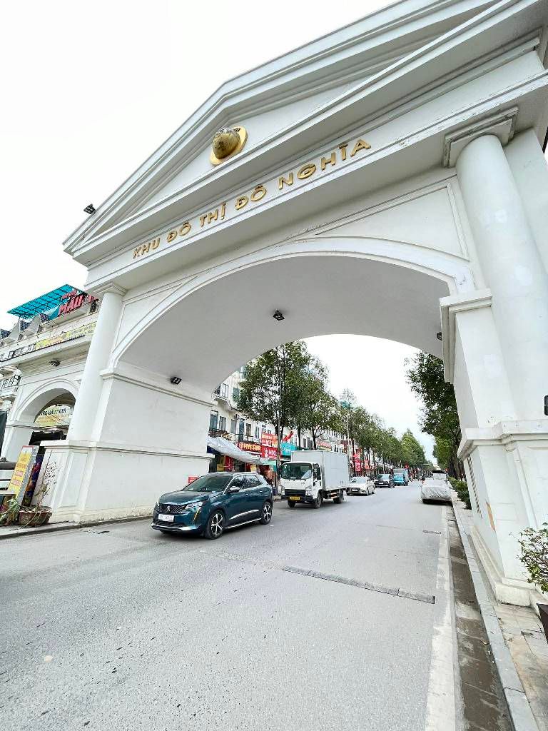 Bán nhà khu đô thị đô nghĩa 105m2.  22 tỉ