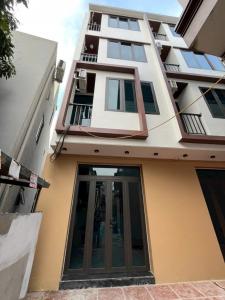 Bán nhà an thượng nhà đẹp ở ngay 40m2 3, 5 tỉ