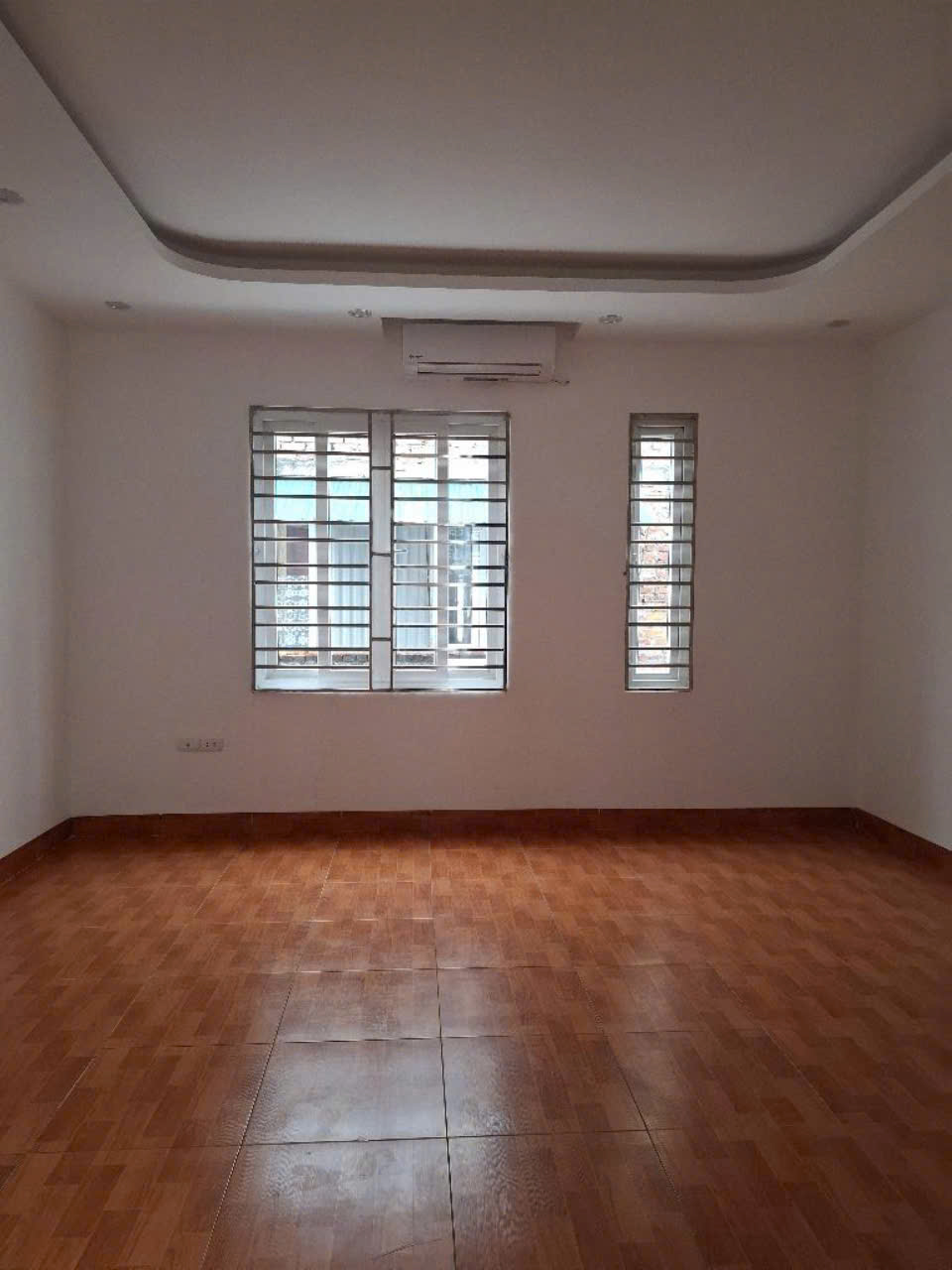 Bán nhà KĐT Văn Khê, 70m2, 5 tầng, giá 16.x tỷ