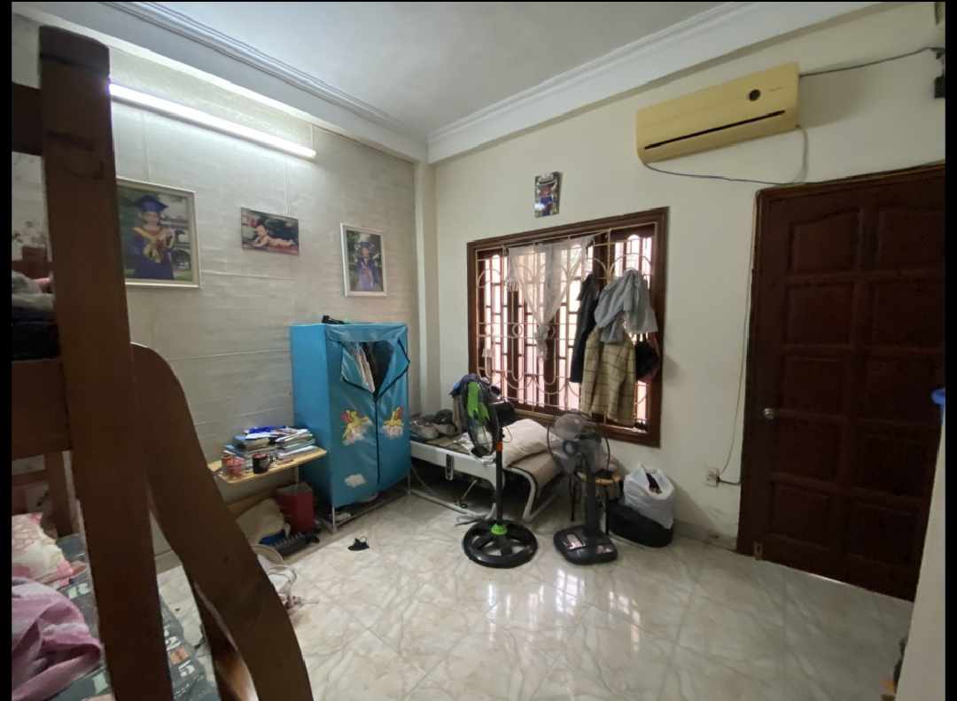Bán gấp nhà đẹp Mỹ Đình, Lô góc, ô tô 7 chỗ vào sát nhà, 42m2, 5 tầng, Chỉ 9Tỷ