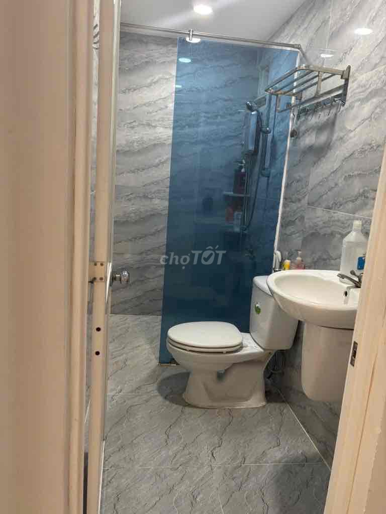 HXH 65m2 - Giá 7.5 tỷ - Ngang 4.2m - 5PN - Phạm Hữu Lầu - Quận 7