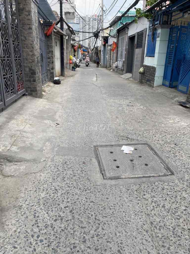 HXH 65m2 - Giá 7.5 tỷ - Ngang 4.2m - 5PN - Phạm Hữu Lầu - Quận 7