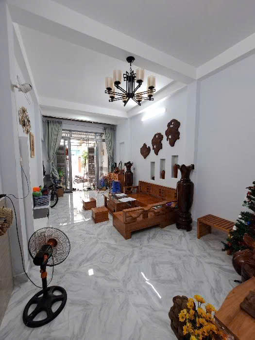 75.6m2 - Giá 12.9 tỷ - 4PN - Mặt tiền đường số 53, Q7