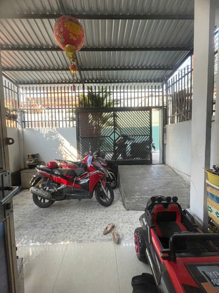 88.6m2 - Giá 4.95 tỷ - Ngang5m - 3PN - Hẻm Nguyễn Văn Quỳ, Q7