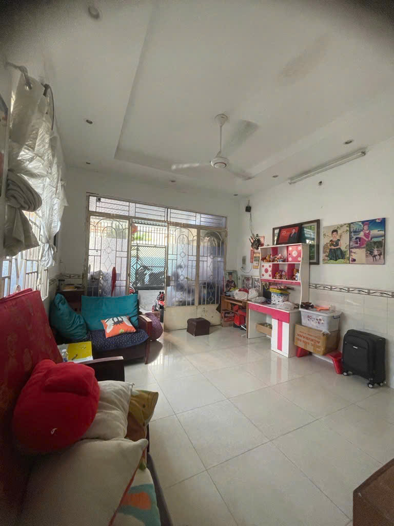 88.6m2 - Giá 4.95 tỷ - Ngang5m - 3PN - Hẻm Nguyễn Văn Quỳ, Q7