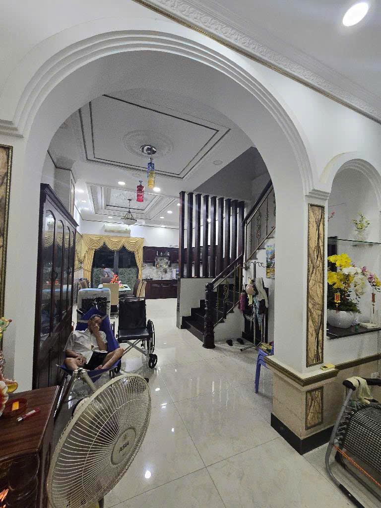 126m2 - Giá 11.9 tỷ - 4PN - Mặt tiền đường Dương Cát Lợi, Nhà Bè
