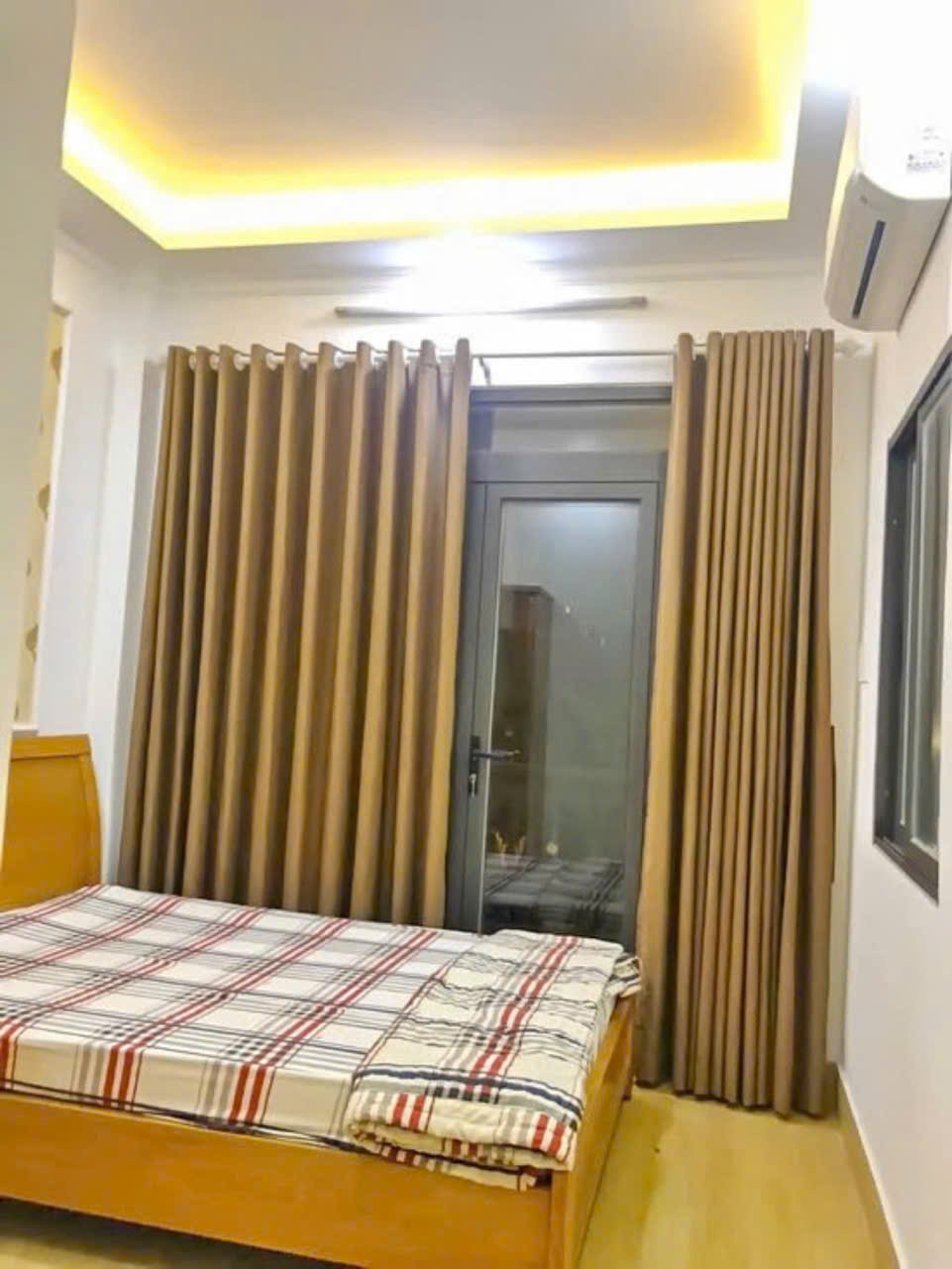 63.4m2 - Giá 7.4 tỷ - Ngang 6.2m HXH Phạm Hữu Lầu kế chợ Phước Long Q7