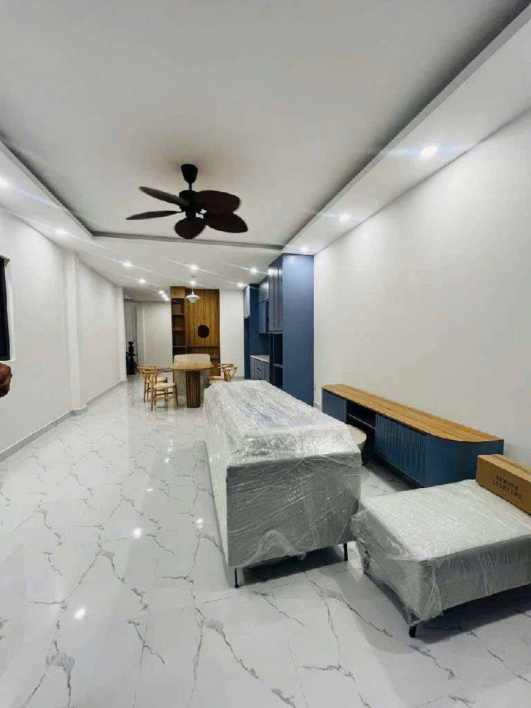 118.2m2 - Giá 12.3 tỷ - Ngang 8.4m - HXH Nguyễn Văn Quỳ kế Nam Long Q7