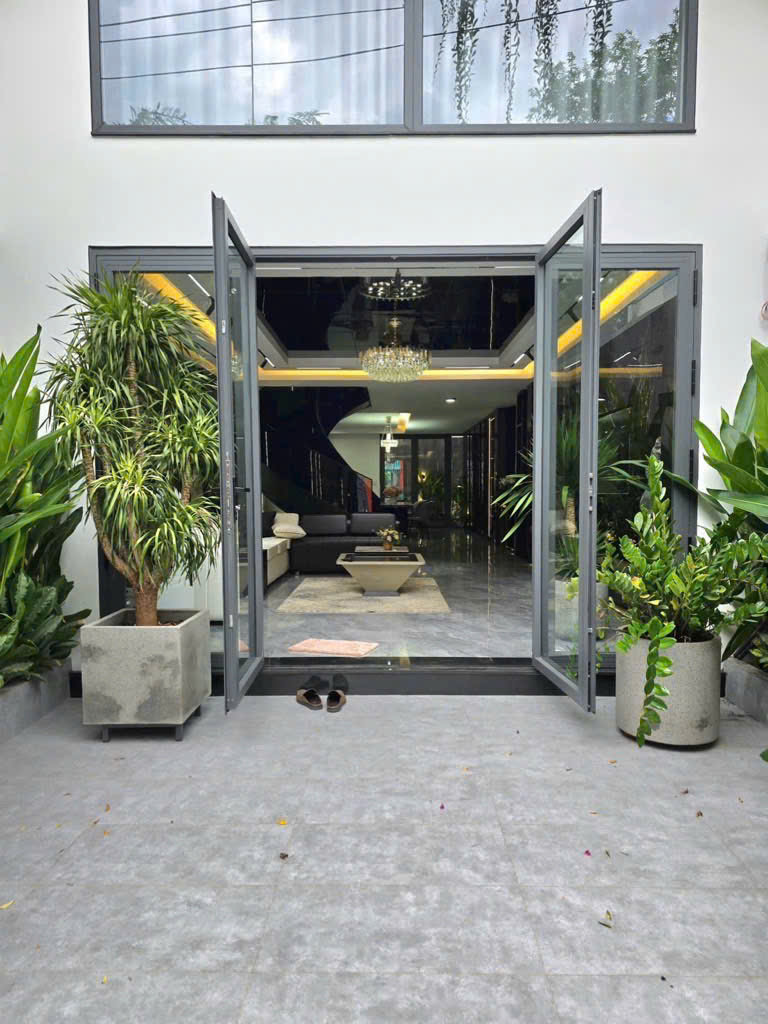 97.5m2 - Giá 16.5 tỷ - Ngang 5m - Mặt đường số 1 khu Chợ Lớn, Q7