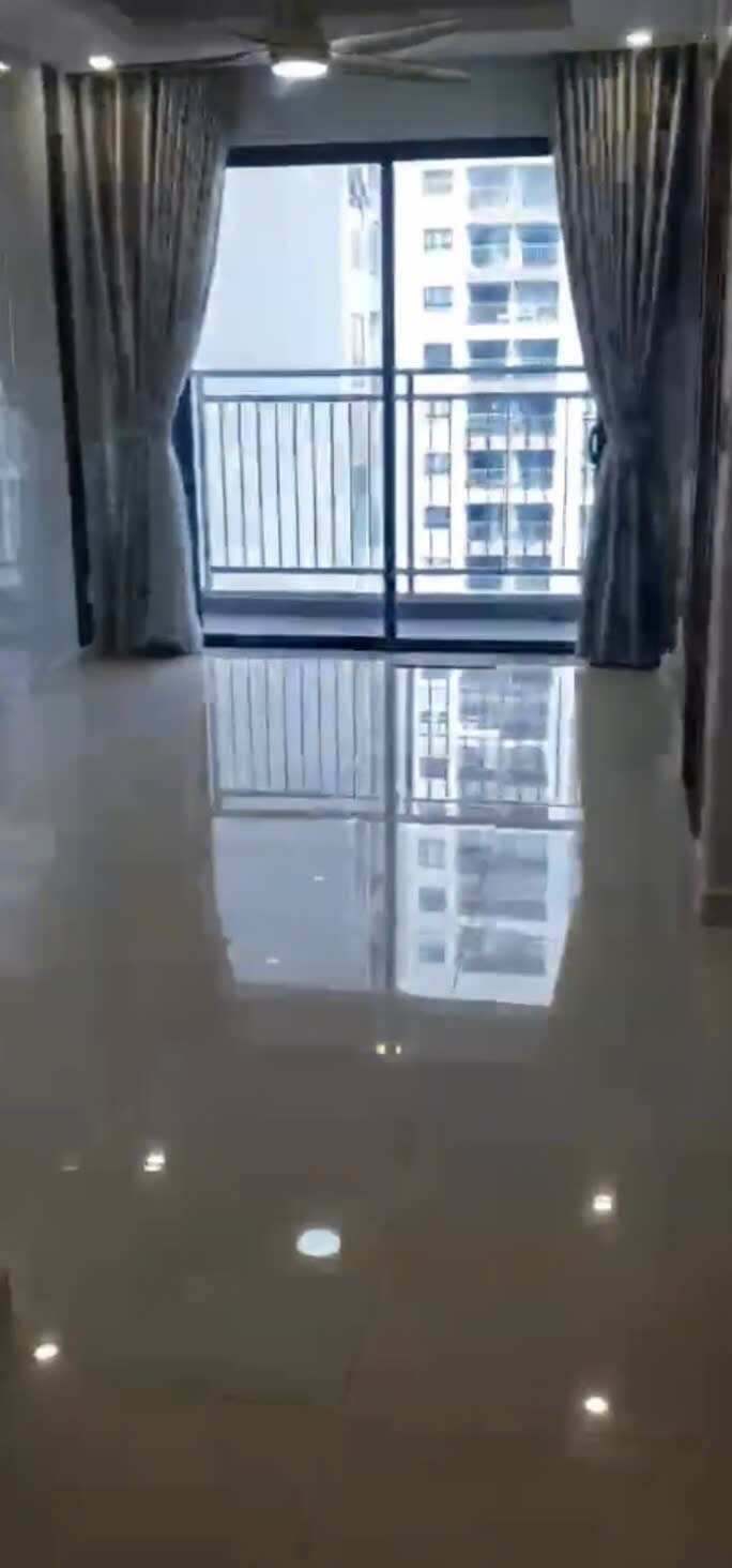 Căn góc 69m2 - Giá 3.95 tỷ - 2PN2WC - Chung cư Q7 Riverside Complex