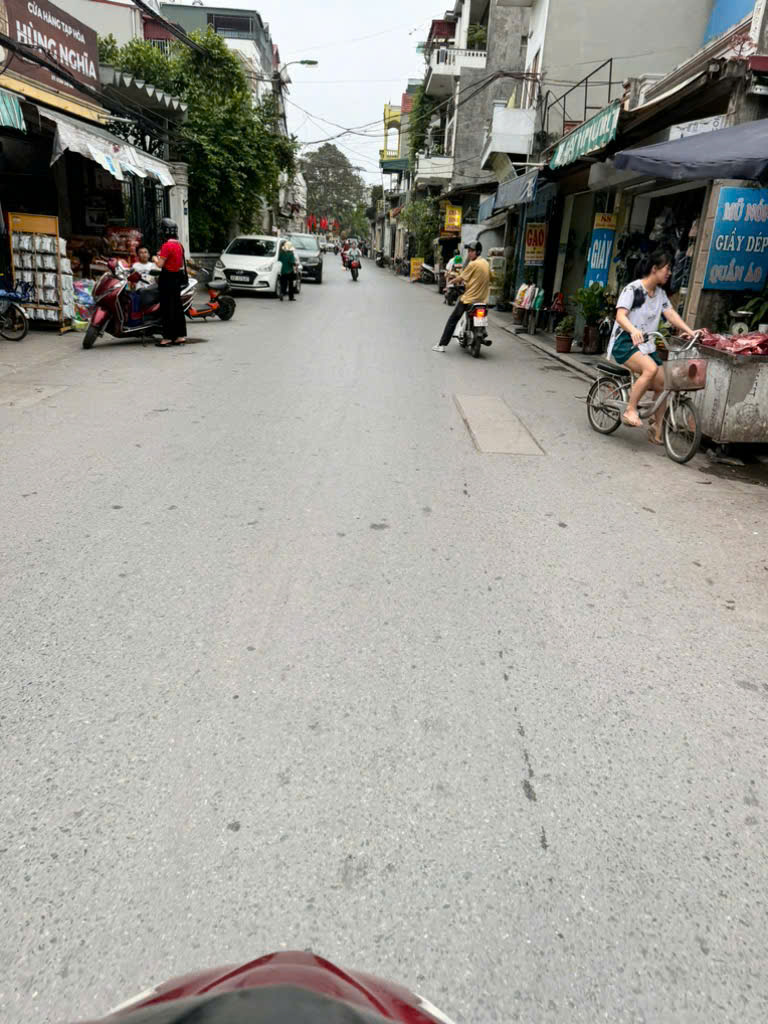 CỰC PHẨM. BÁN ĐẤT THANH AM LONG BIÊN, LÔ GÓC, Ô TÔ VÀO NGỦ, 50M2, CHỈ 7.X TỶ