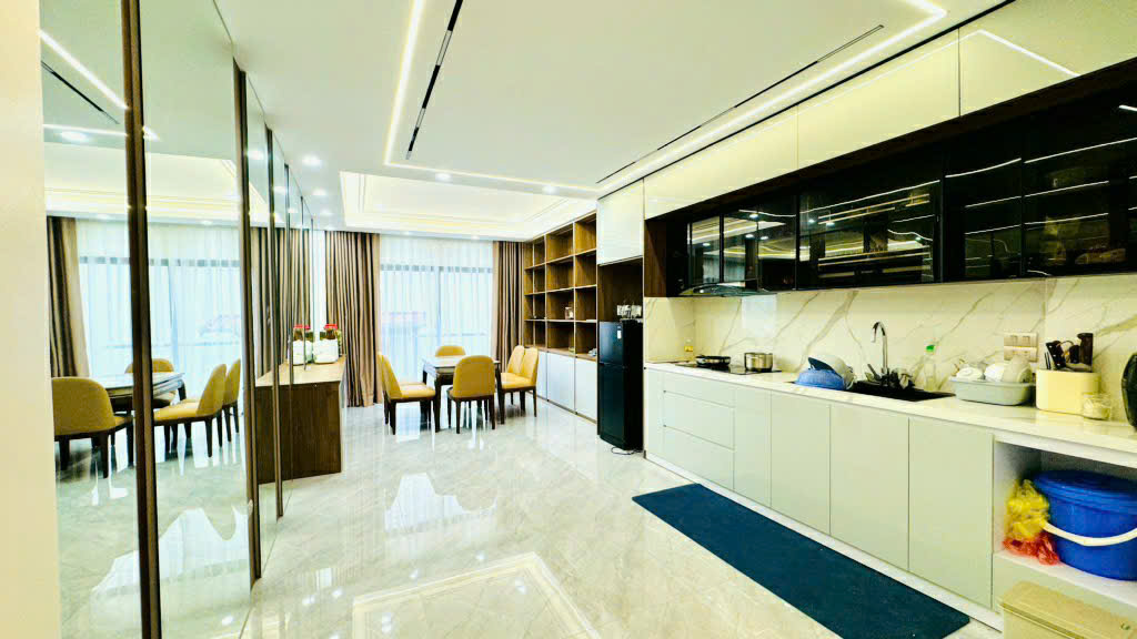 AI NHANH HƠN. BÁN NHÀ HỒNG TIẾN LONG BIÊN, 7 TẦNG, PHÂN LÔ, GA RA, KINH DOANH, GIÁ MỀM