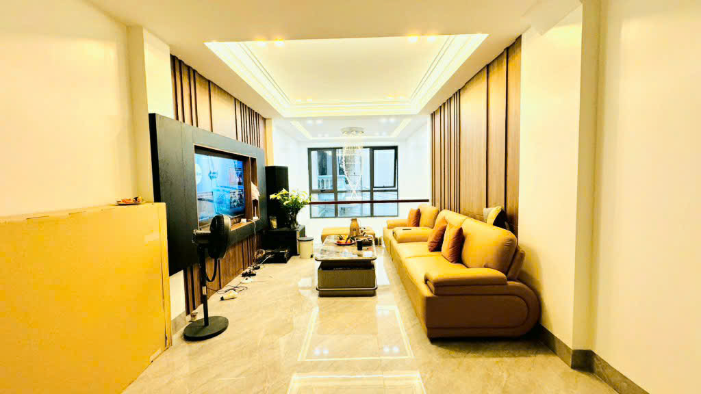 AI NHANH HƠN. BÁN NHÀ HỒNG TIẾN LONG BIÊN, 7 TẦNG, PHÂN LÔ, GA RA, KINH DOANH, GIÁ MỀM