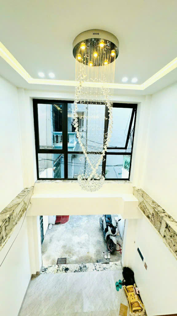 AI NHANH HƠN. BÁN NHÀ HỒNG TIẾN LONG BIÊN, 7 TẦNG, PHÂN LÔ, GA RA, KINH DOANH, GIÁ MỀM