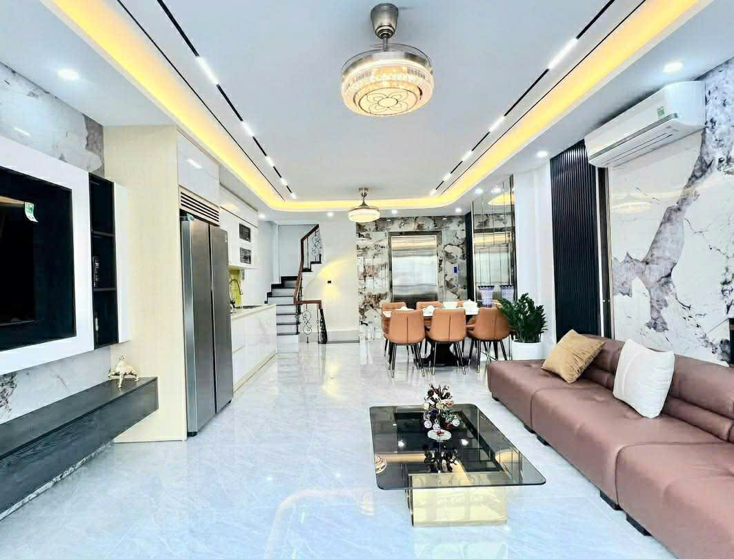 CỰC PHẨM. BÁN NHÀ CẠNH KĐT KHAI SƠN CYTI  LONG BIÊN, 7 TẦNG, GA RA Ô TÔ LEXUS , KD, GIÁ TỐT