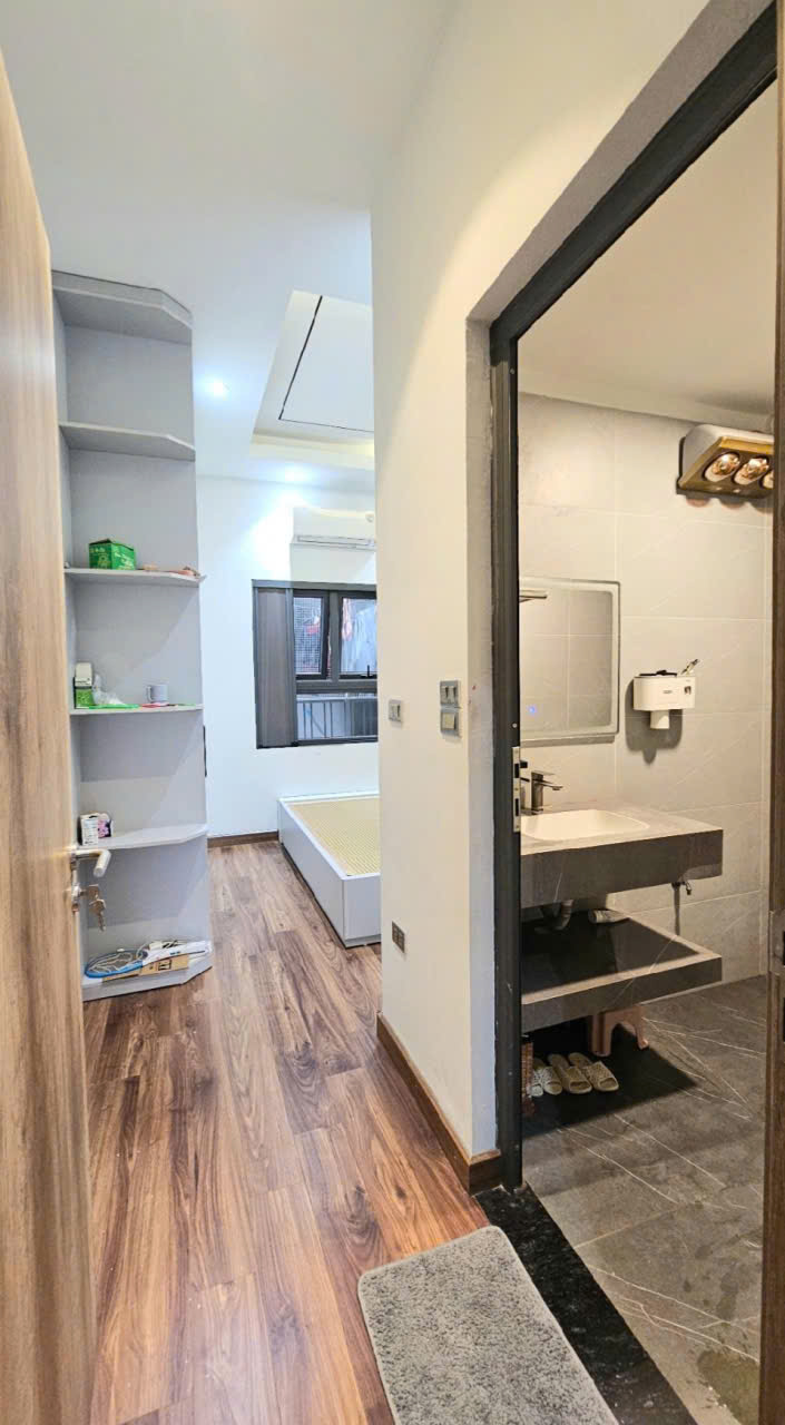 BÁN NHÀ NGỌC THỤY LONG BIÊN, GARA Ô TÔ CAMRY, TẶNG NỘI THẤT CAO CẤP, 25M RA PHỐ, GIÁ TỐT