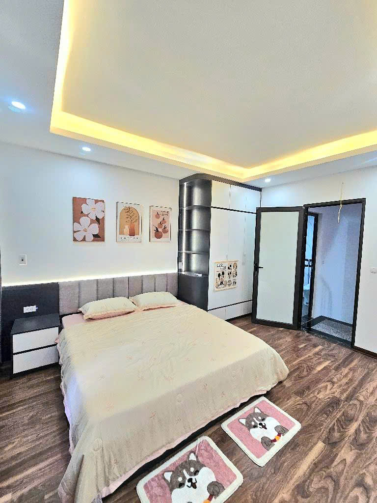 BÁN NHÀ CỔ LINH LONG BIÊN, Ô TÔ NHỎ VÀO NHÀ, MẶT TIỀN KHỦNG, TẶNG NỘI THẤT CHẤT, CHỈ 8.x TỶ