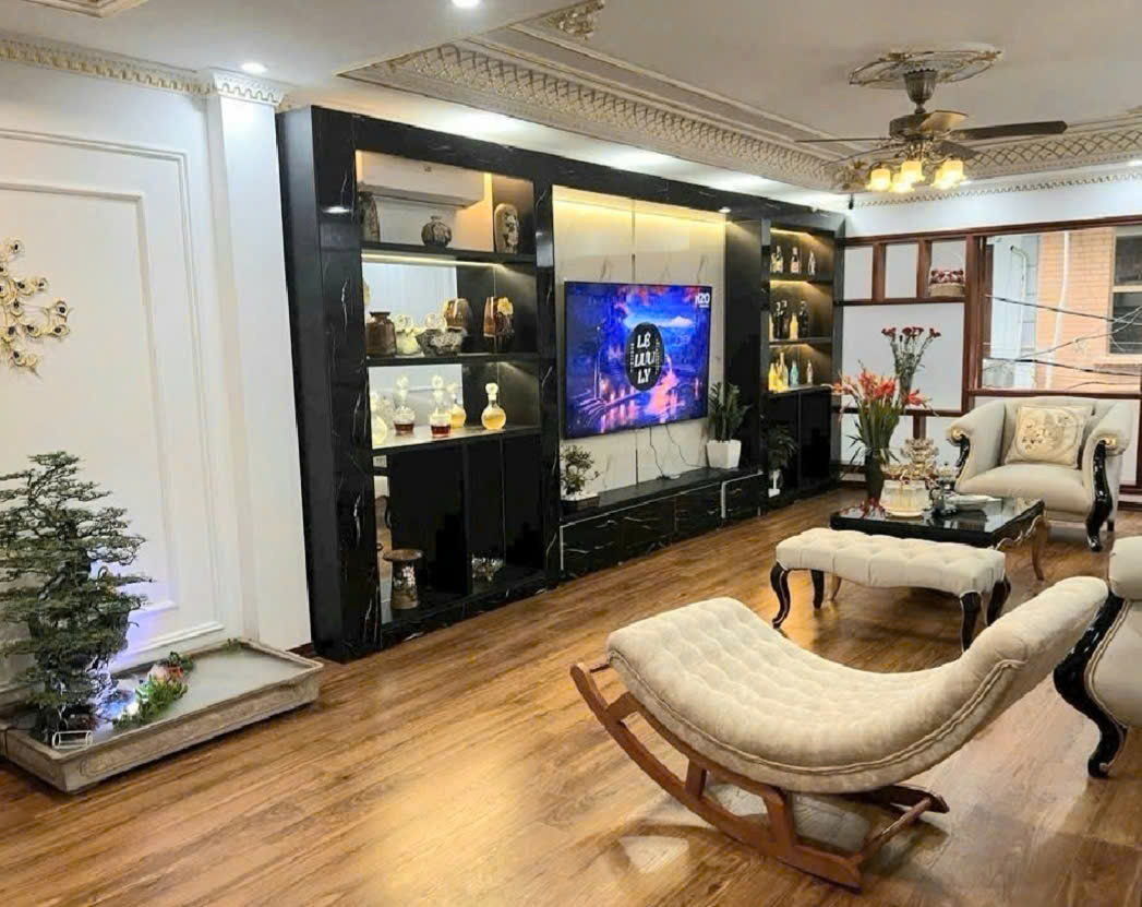 BÁN NHÀ HOÀNG NHƯ TIẾP LONG BIÊN, Ô TÔ NGỦ T1, TẶNG NT, KINH DOANH, 30M RA PHỐ, GIÁ HỜI