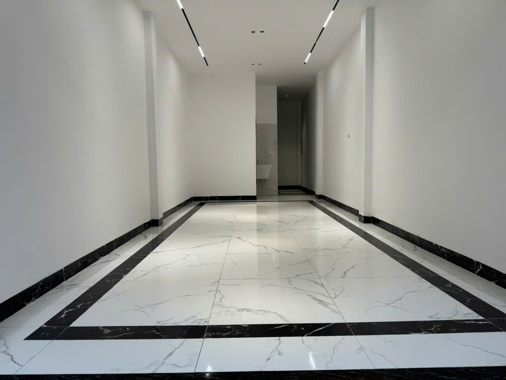 Siêu phẩm Chợ Mơ Bạch Mai 36m x 5T MT4m giá 6.7 tỷ