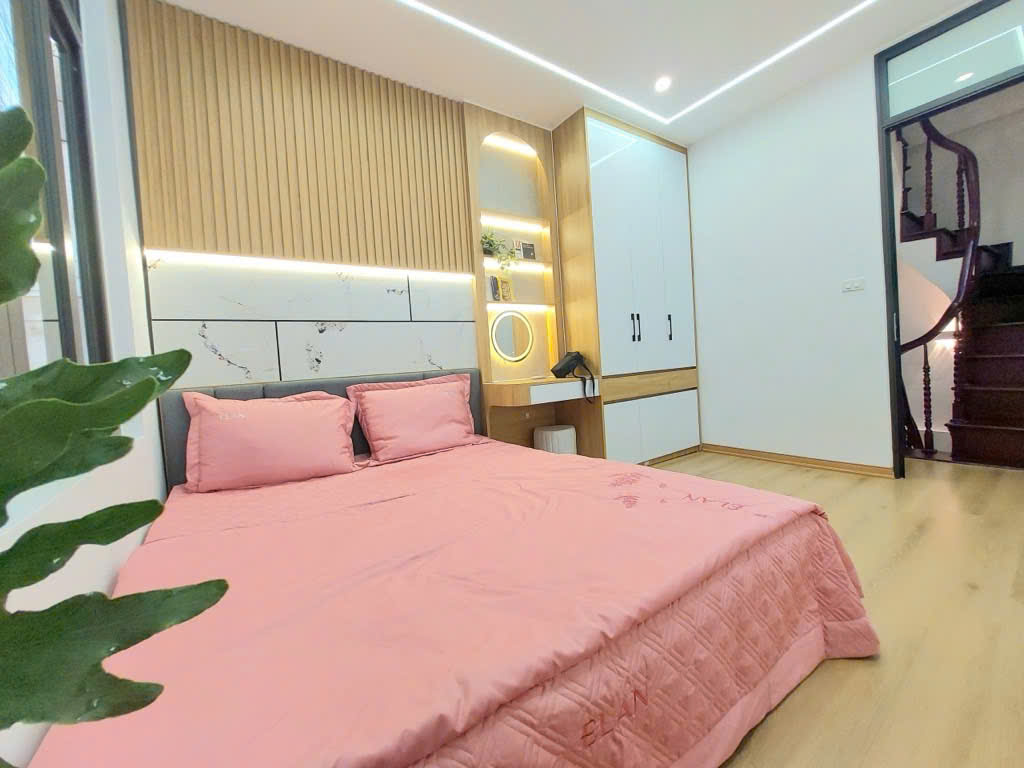 Bán nhà riêng phố Minh Khai 35m x 5T