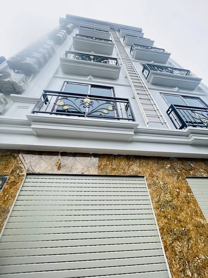 Bán Gấp Nhà mặt PHỐ ĐÔNG CỒ (Thụy Khuê); (Cầu Th máy) (Đông Cồ) OTO KD Dt 50 m m 7 Tầng Mt 4m giá; 16 tỷ có T