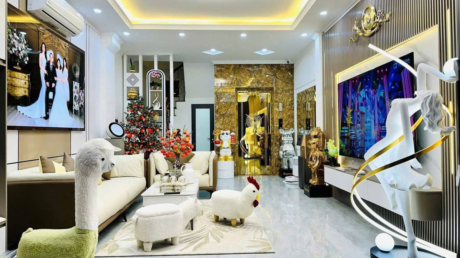 Bán Gấp Nhà mặt PHỐ ĐÔNG CỒ (Thụy Khuê); (Cầu Th máy) (Đông Cồ) OTO KD Dt 50 m m 7 Tầng Mt 4m giá; 16 tỷ có T