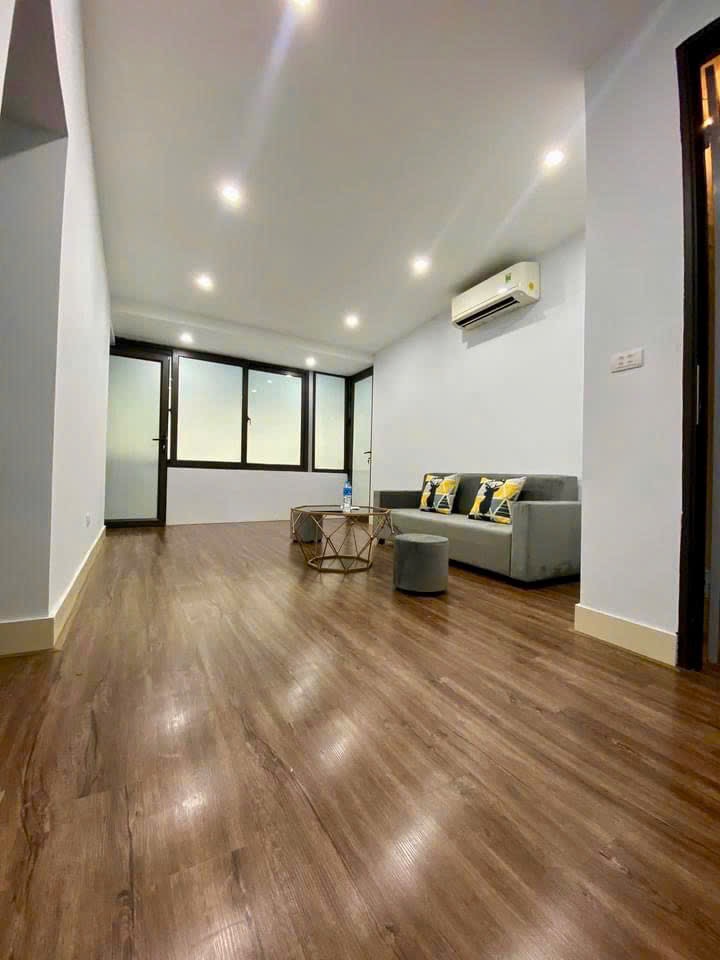 BÁN NHÀ HAI BÀ TRƯNG 60m2- Giá 2tỷ2