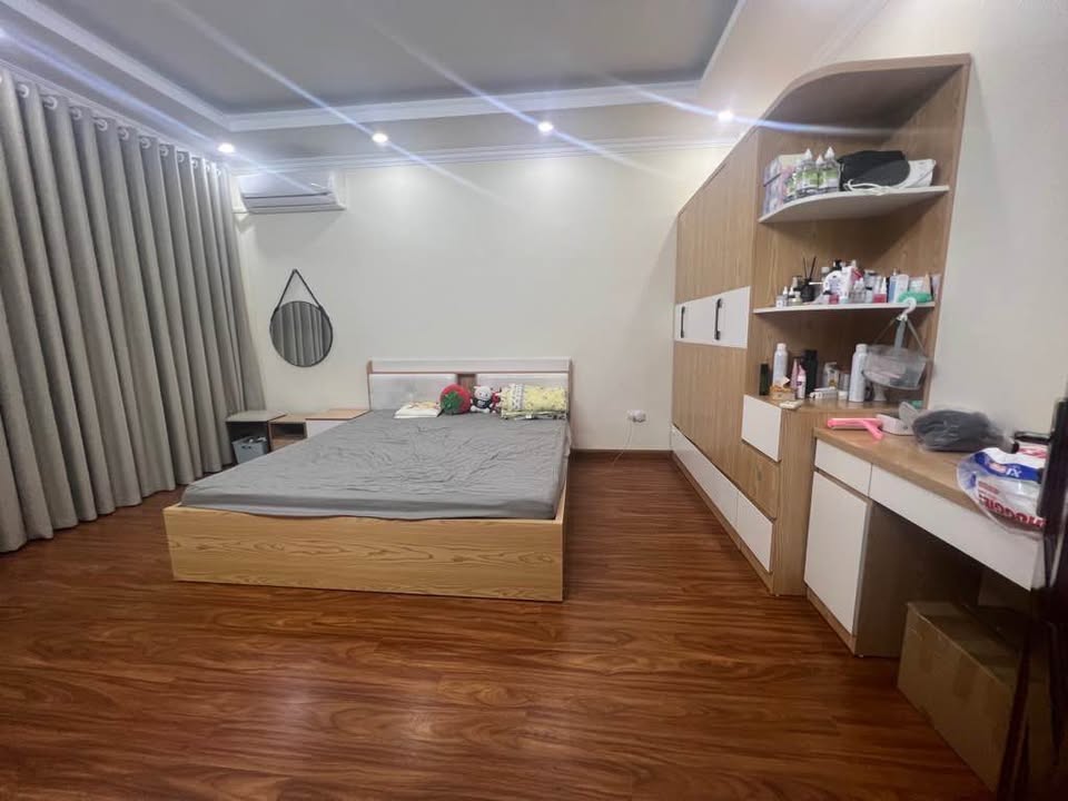 Bán nhà 4 tầng, 48m²An Dương Vương, Yên Phụ, Tây Hồ - 8.5 tỷ