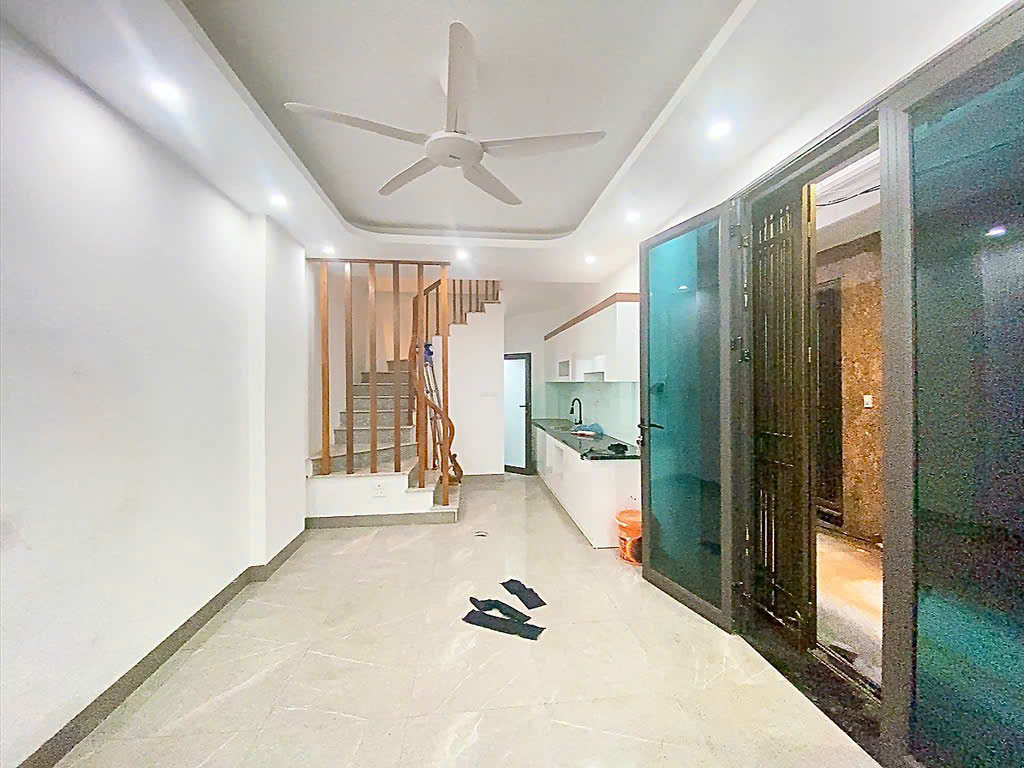 BÁN NHÀ MẶT NGÕ XUÂN ĐỈNH, 62M x 6 TẦNG, MT 4,5m, Ô TÔ ĐỖ CỬA, LÔ GÓC THOÁNG SÁNG, DÂN XÂY, CHỈ 14