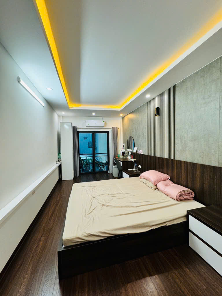 BÁN NHÀ MẶT NGÕ XUÂN ĐỈNH, 62M x 6 TẦNG, MT 4,5m, Ô TÔ ĐỖ CỬA, LÔ GÓC THOÁNG SÁNG, DÂN XÂY, CHỈ 14