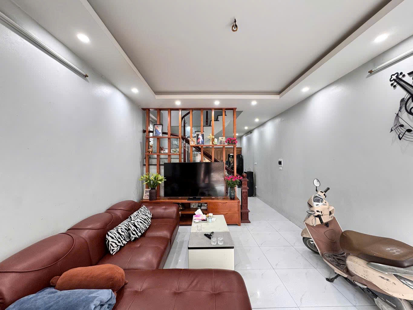 BÁN NHÀ MẶT NGÕ XUÂN ĐỈNH, 62M x 6 TẦNG, MT 4,5m, Ô TÔ ĐỖ CỬA, LÔ GÓC THOÁNG SÁNG, DÂN XÂY, CHỈ 14