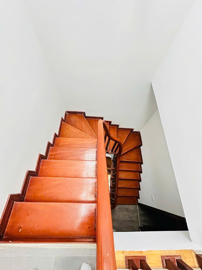 BÁN NHÀ MẶT NGÕ XUÂN ĐỈNH, 62M x 6 TẦNG, MT 4,5m, Ô TÔ ĐỖ CỬA, LÔ GÓC THOÁNG SÁNG, DÂN XÂY, CHỈ 14