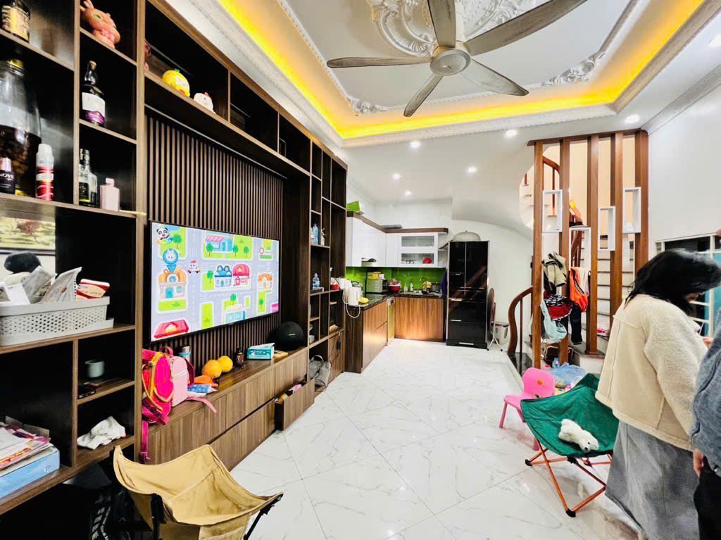 BÁN NHÀ MẶT NGÕ XUÂN ĐỈNH, 62M x 6 TẦNG, MT 4,5m, Ô TÔ ĐỖ CỬA, LÔ GÓC THOÁNG SÁNG, DÂN XÂY, CHỈ 14