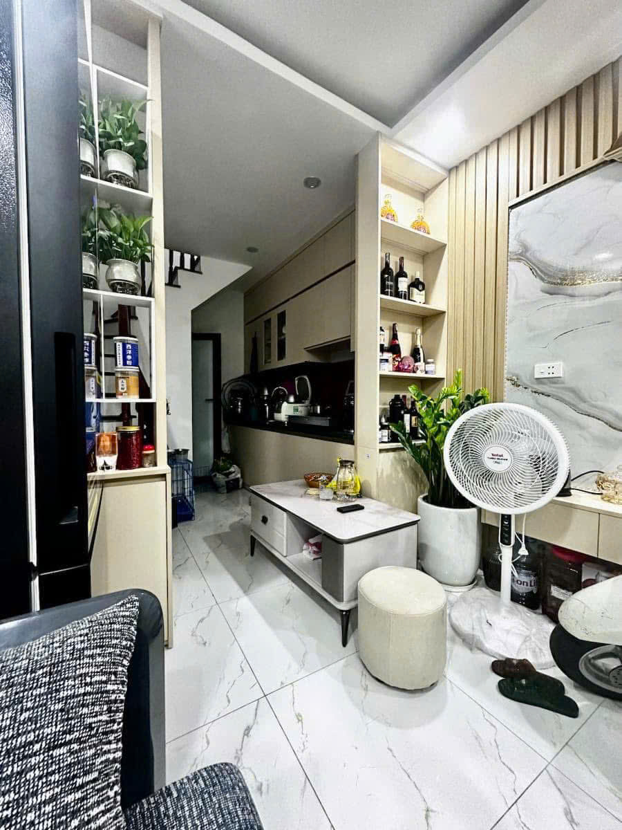 BÁN NHÀ MẶT NGÕ XUÂN ĐỈNH, 62M x 6 TẦNG, MT 4,5m, Ô TÔ ĐỖ CỬA, LÔ GÓC THOÁNG SÁNG, DÂN XÂY, CHỈ 14
